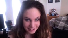 Webcam Curvy Girl Strips And Sings