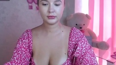 Amateur Blonde With BIG BOOBS Hot Free Cam Show