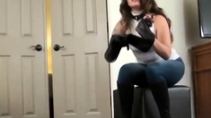 Very nice chick in black high heeled fuck me boots